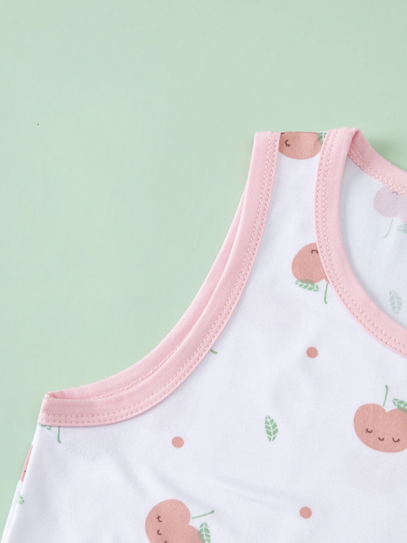 3-teiliges süßes und niedliches Vier-Jahreszeiten-Weste-Set für Mädchen, bequemes ärmelloses T-Shirt mit Rundhalsausschnitt, lässiges, vielseitiges Cartoon-Oberteil für Kinder – Detail 17