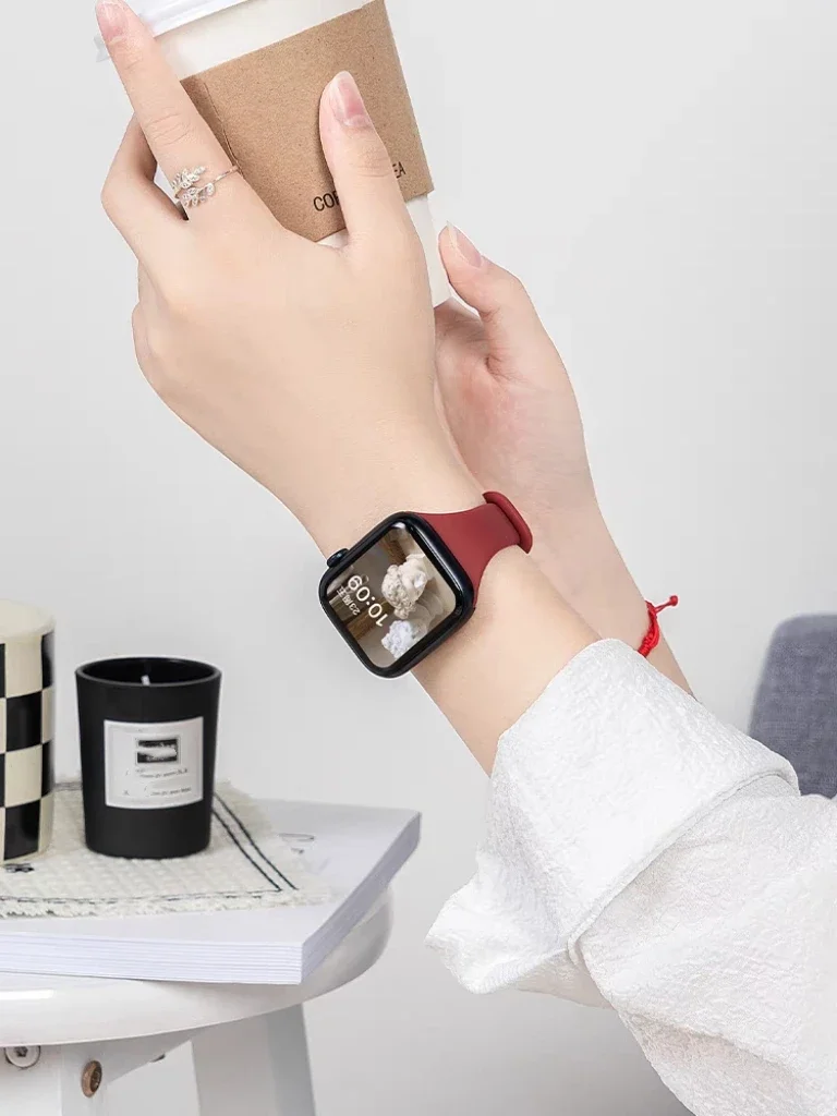 Красивая тонкая силиконовая петля для Apple Watch ремешок женский 10/9/7/38 мм 40 мм 41 мм 42 мм 44 мм 45 мм 46 мм ремешок