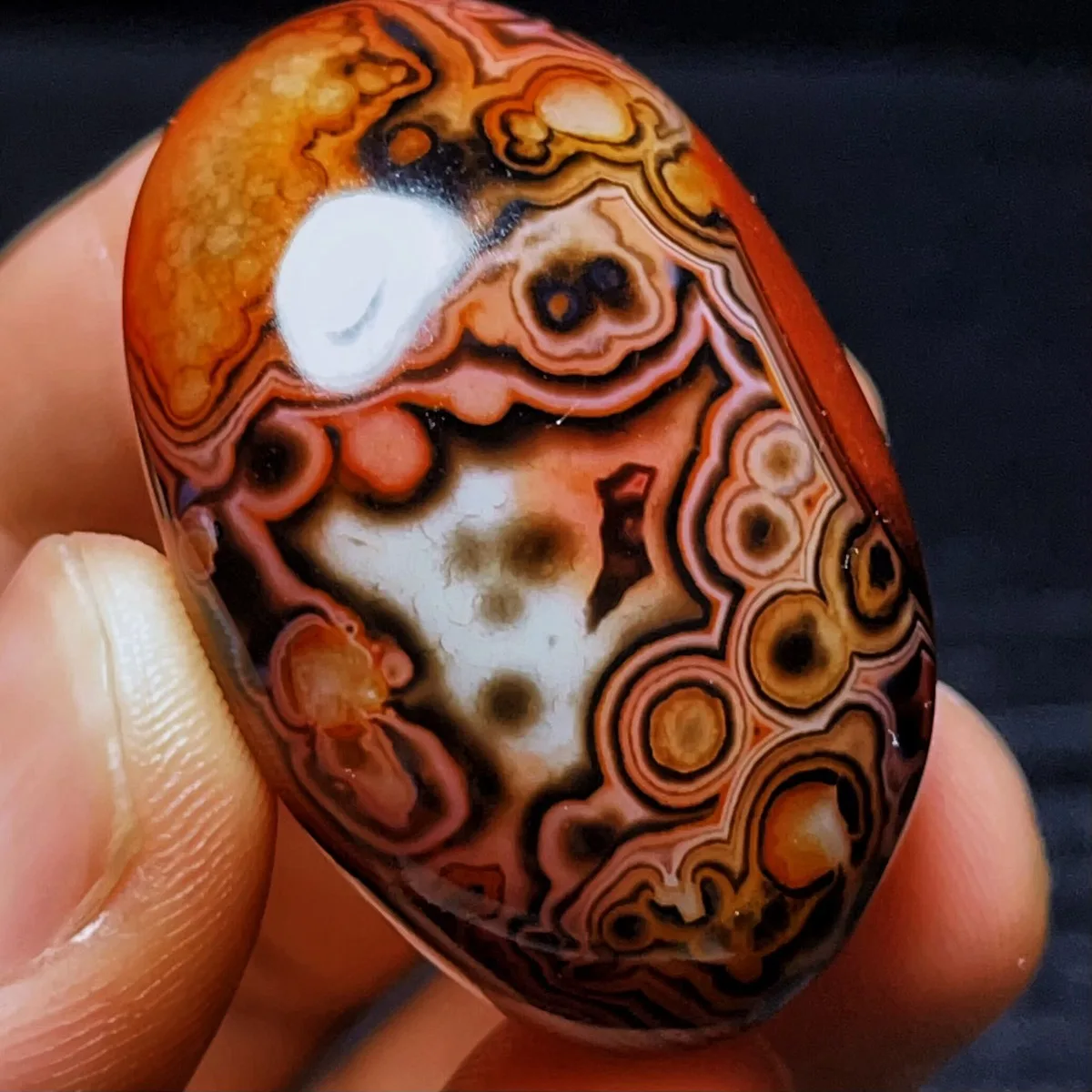 4PC Stone Art Translucent Beauty Banded Agate, Tumbled Polished Stone, Crystal Display, Natural Stone, Table Display