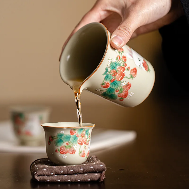 Ru Ware Strawberry Rabbit Ceramic Fair Cup Gong Dao Bei Tea Serving Pot Mug Gracked Glaze Supportable Kung Fu Set Dispenser