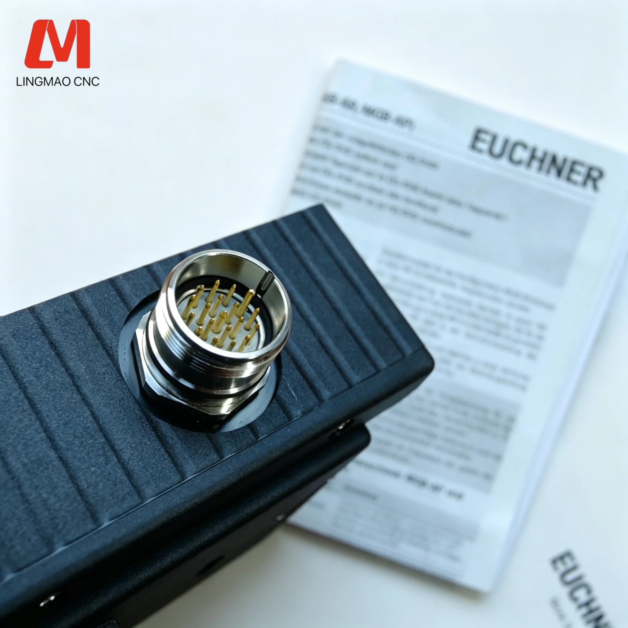 New Original Euchner 110499 MGB-L1-APA-AC6A1-S1-L Spring Force Safety Interlock With E-Stop and Pushbuttons