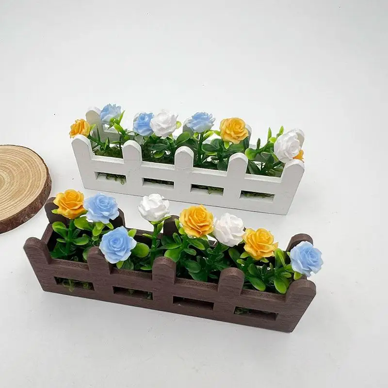 

New 1Pcs Garden Lifelike Flower Miniature Potted Plants Decoration 1:12 Scale Dollhouse Simulated Rose Flowers Ornament