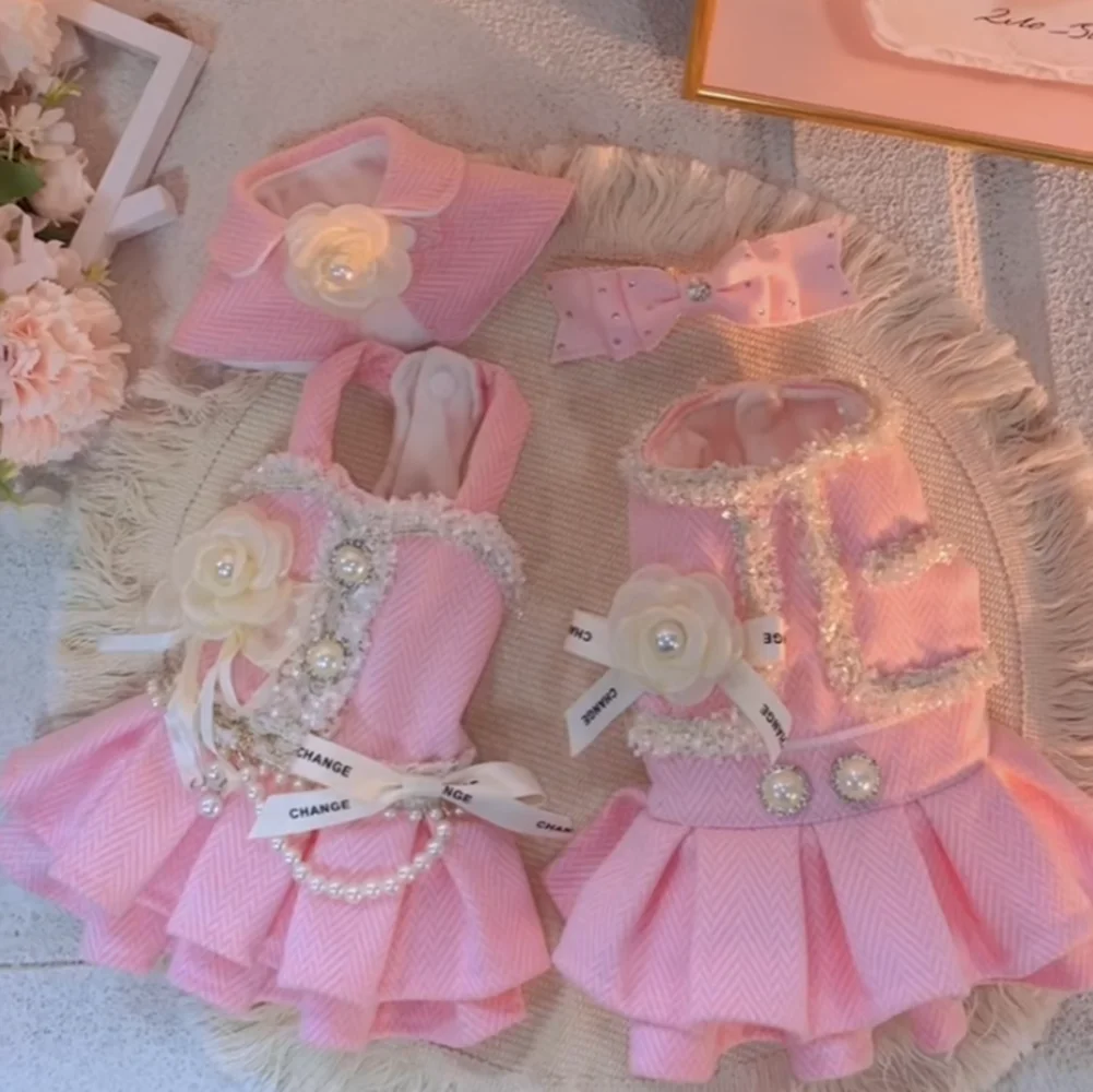 

Pink Luxury Pearl Magnolia Design High-End Custom Pet Dress Set Winter Clothes Suit For Small Dog