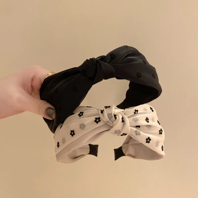 

Retro style mesh knotted headband, simple and wide edged flower hairpin, hair pressure headband for women