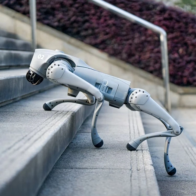 Long Working Endurance Intelligent Electronic Unitree Go2 Pro Intelligent 4-Legged Robot Dog for Construction Projects