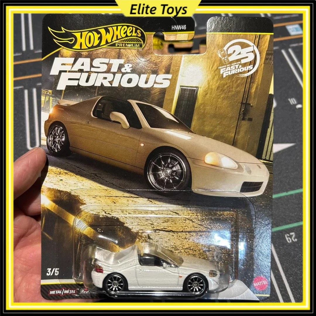 

В наличии: Hot Wheels Premium, новая модель 1994 HONDA DEL SOL, масштаб 1:64, коллекционная машинка из серии Fast & Furious, игрушка для детей, подарок.