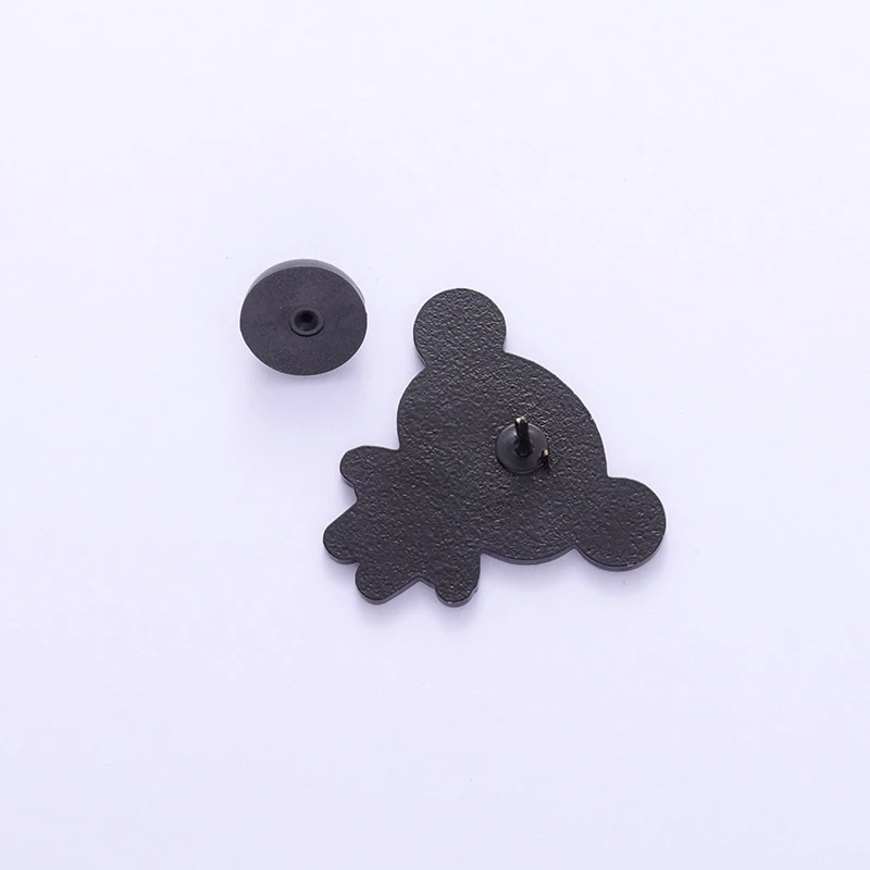 Cartoon Doll Hard Enamel Pins Popular Star Online Anime Brooch Lapel Badge Jewelry Accessory Gifts For Girls Friends