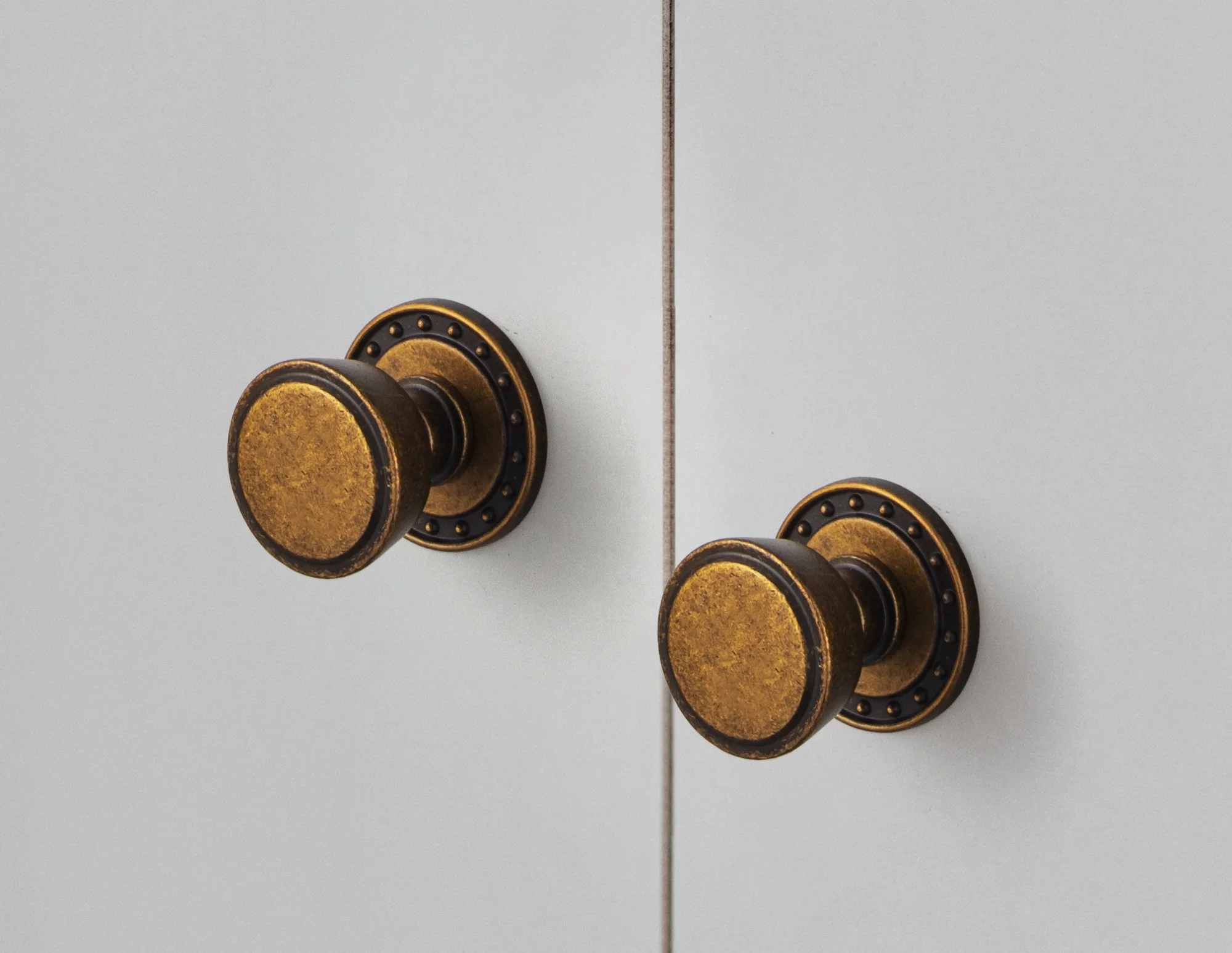 Goo-Ki 6 Pack Cabinet Knobs Antique Brass Drawer Knobs with Spacer Zinc Alloy Kitchen Hardware - Vintage Brass Single Screw Bar Cabinet Pulls Dresser Handles with Backplate