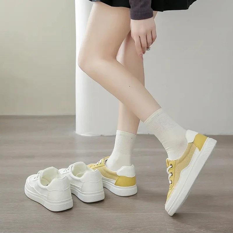 

Summer hollow white shoes, flat bottomed board shoes, casual student women's shoes