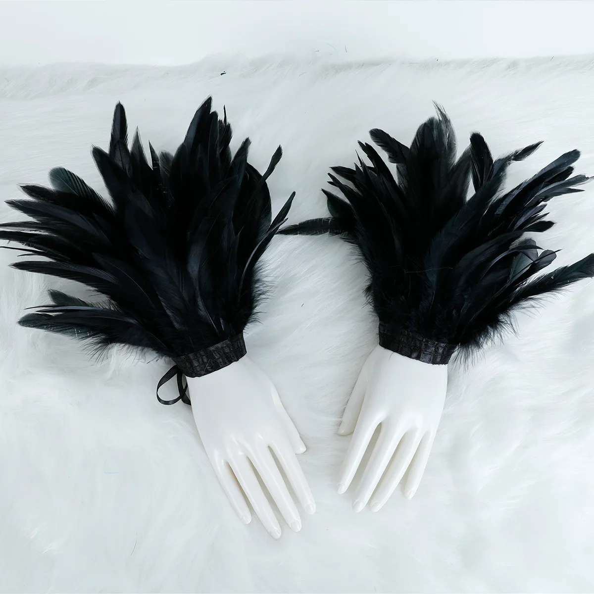 Multi Color Feather Arm Cuffs 1 Pair Showgirl Wristband for Carnival Parade Masquerade Halloween Cosplay Party Accessories