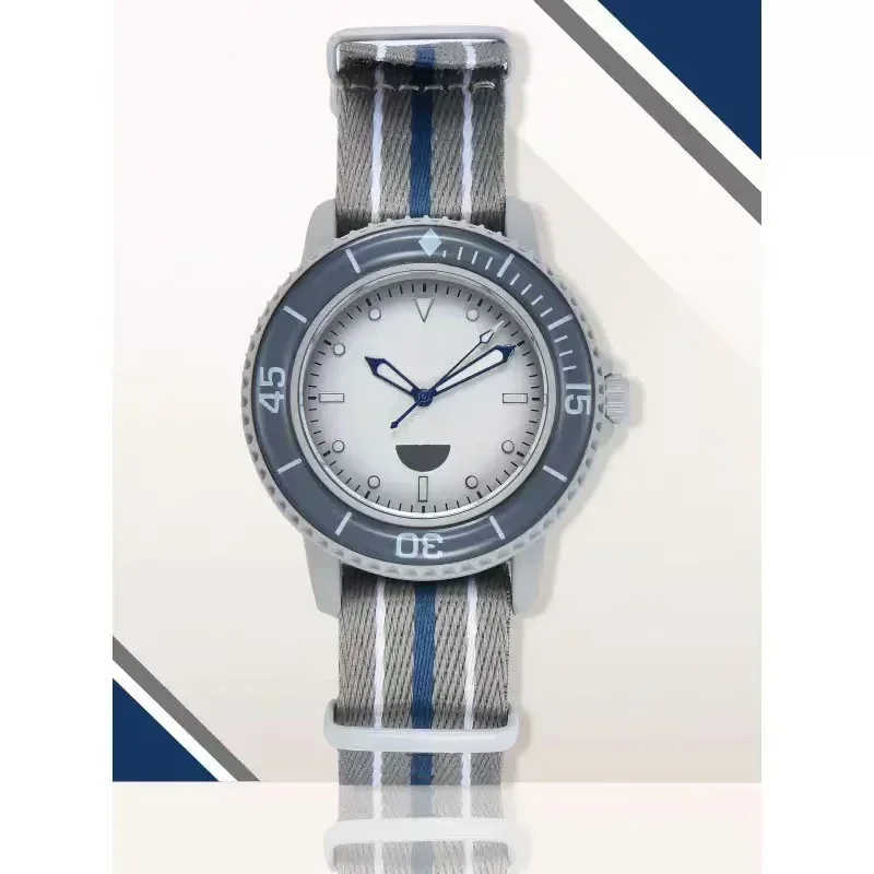 ساعة كوارتز للرجال بحزام نايلون مضفر مقاوم للماء رياضي مضيء مع كرونوغراف ساعة يد عصرية للرجال