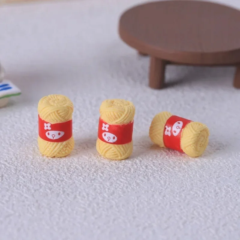 10 قطعة كرة غزل الكرتون محاكاة دمية مصغرة ديكورات منزلية سلسلة مفاتيح ذاتية الصنع سلسلة هواتف محمولة قلادة كرة صوف الراتنج