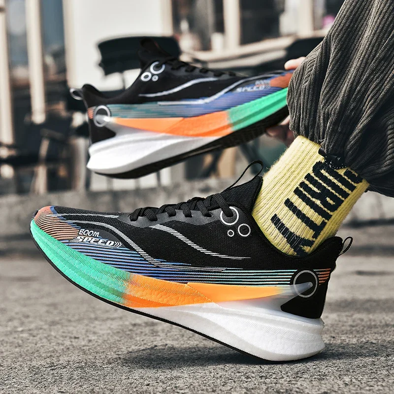 

Running Shoes Women Thick-soled Lightweight Breathable Anti-slip Casual Shoes Men Comfortable Soft Lace-up Sports Shoes Men