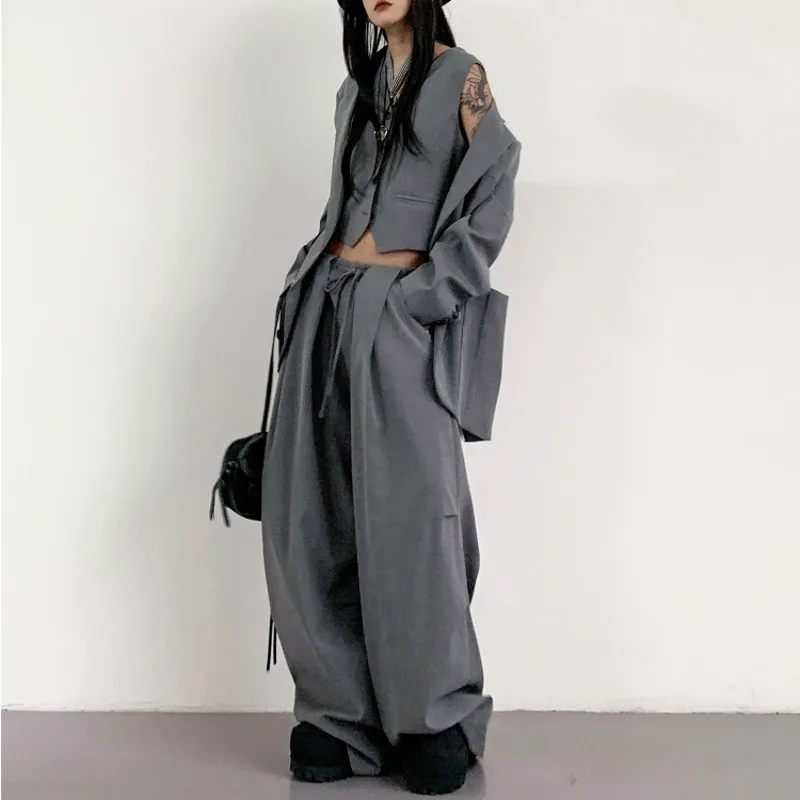 BJTZ Fashionable Relaxed Old-fashioned Style Wide Shoulder Silhouette Loose (The Jacket, Vest, And Pants Are Sold Separately)