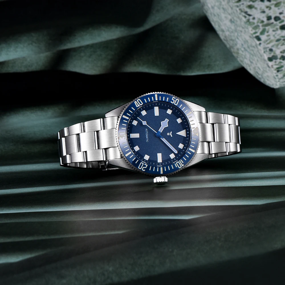 Мужские часы TYBERLEY 2026: по – обзор и цена Diver Watch 300M