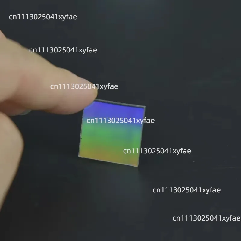20x20mm Two-dimensional Orthogonal Holographic Diffraction Grating, 300/500/600/1000/1200 Lines
