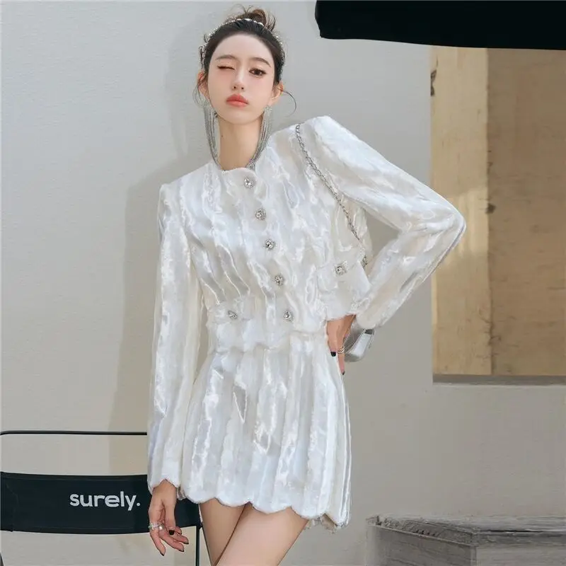 Small Fragrant Wind Luxury temperament Women's Autumn Suit Rhinestone Decorative Short Coat+Short Skirt Wave Edge Two piece Sets