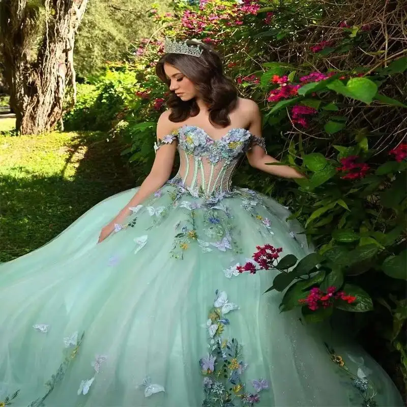 Mint สีเขียว Quinceanera ชุด 3D ผีเสื้อลูกไม้ Applique ประดับด้วยลูกปัด Tull Corset หวาน 16 Vestido De 15 Anos ที่กําหนดเอง