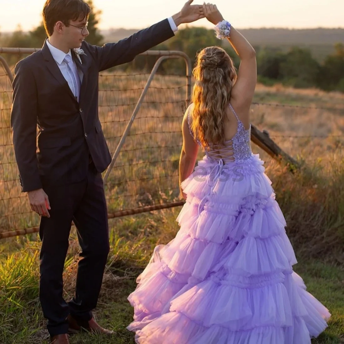 Fabric Multi-Layered Evening Dresses A-Line Backless Spaghetti Strap Prom Wedding Dress Customize