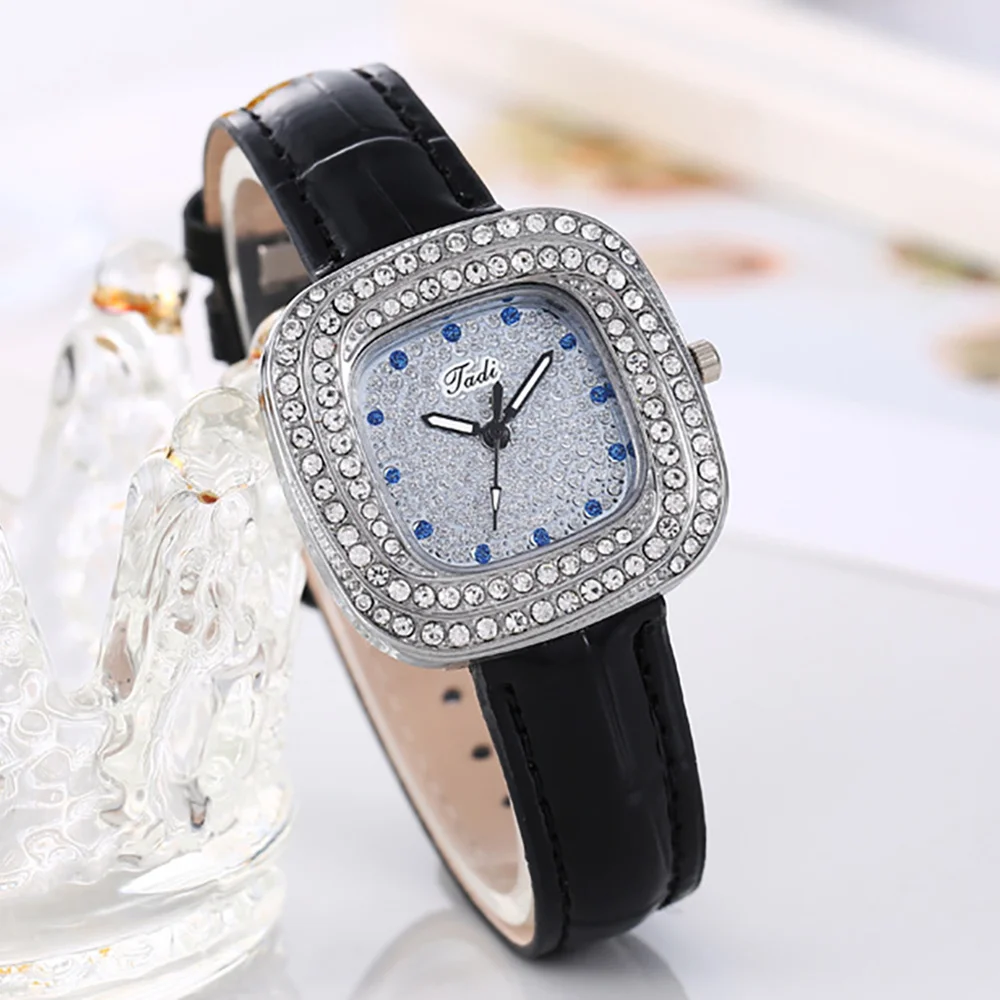 Luxury 2024 New Square Simple Full Star Diamonds Ladies Quartz Watch Business Black Dress Leather Clock Women's Wristwatch