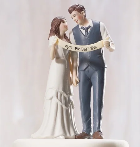 Couple Kissing and Posing in Frame Cake Topper