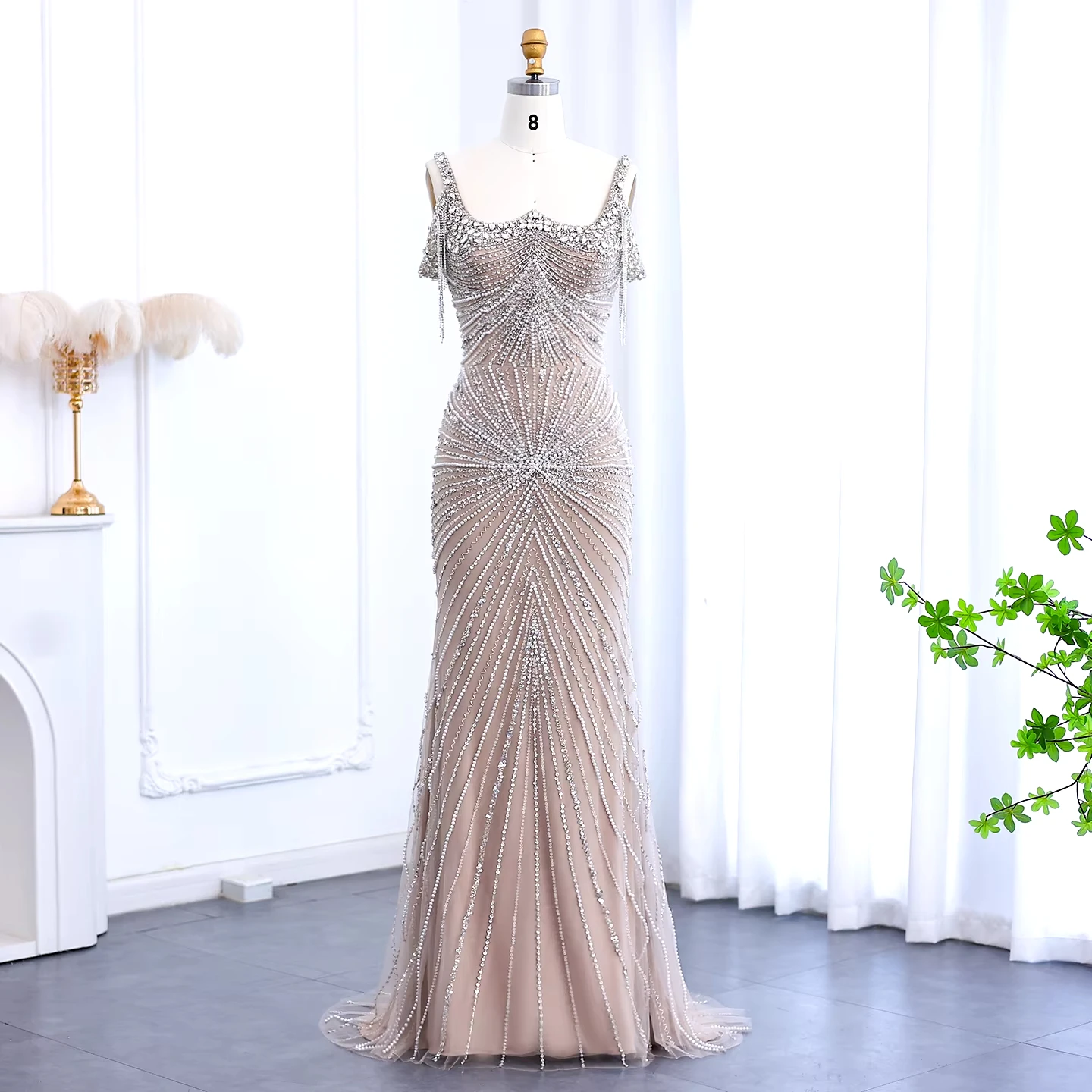 

Tassel Silver Nude Mermaid Evening Dress With Cape Chocker Dubai Women Formal Party Gowns For Wedding Lsz158