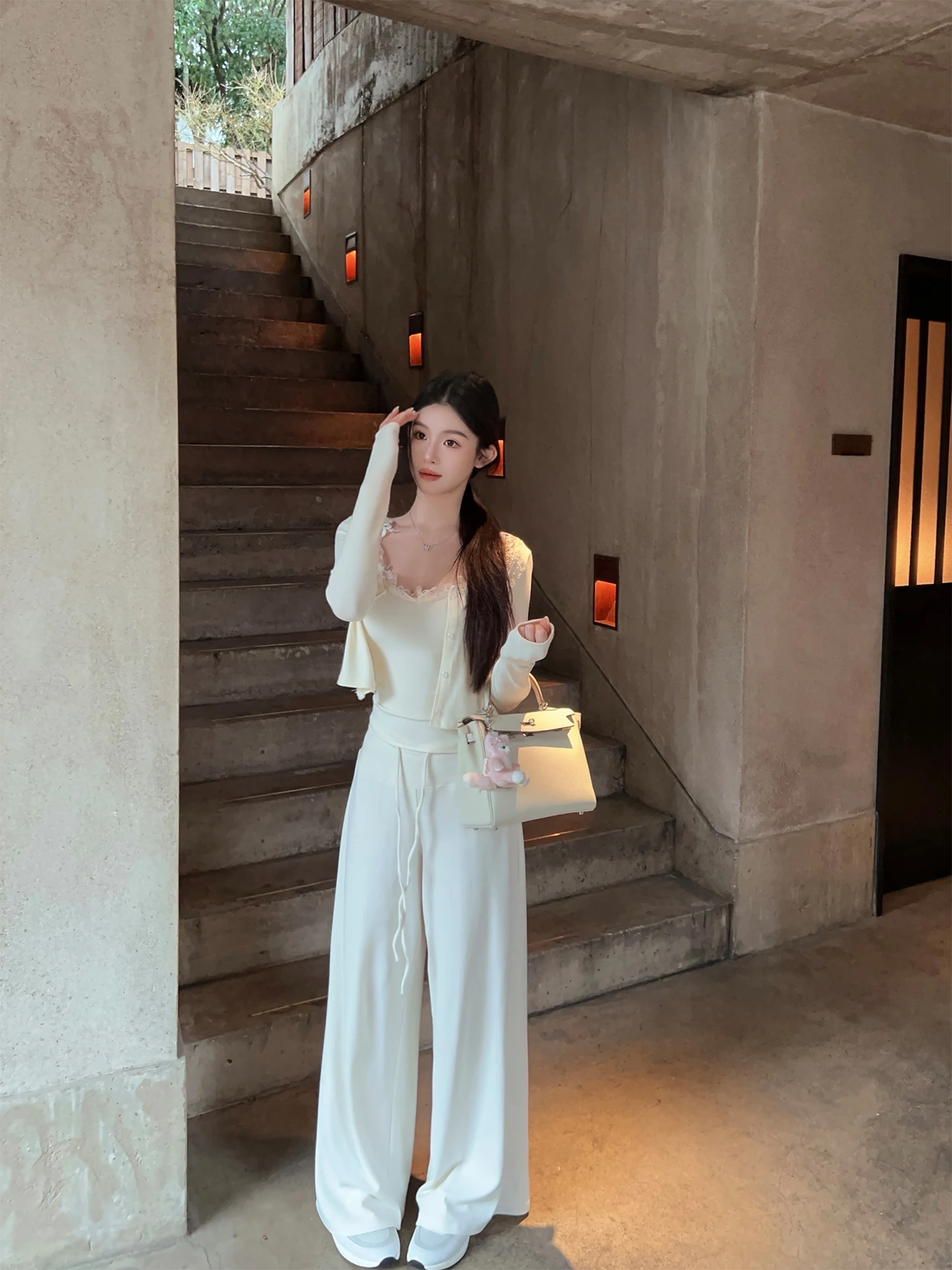 

Летние новые женские брюки FairyJiang с высокой талией, свободные, широкие, струящиеся, повседневные, белые, прямые, в стиле «рисовая лапша»