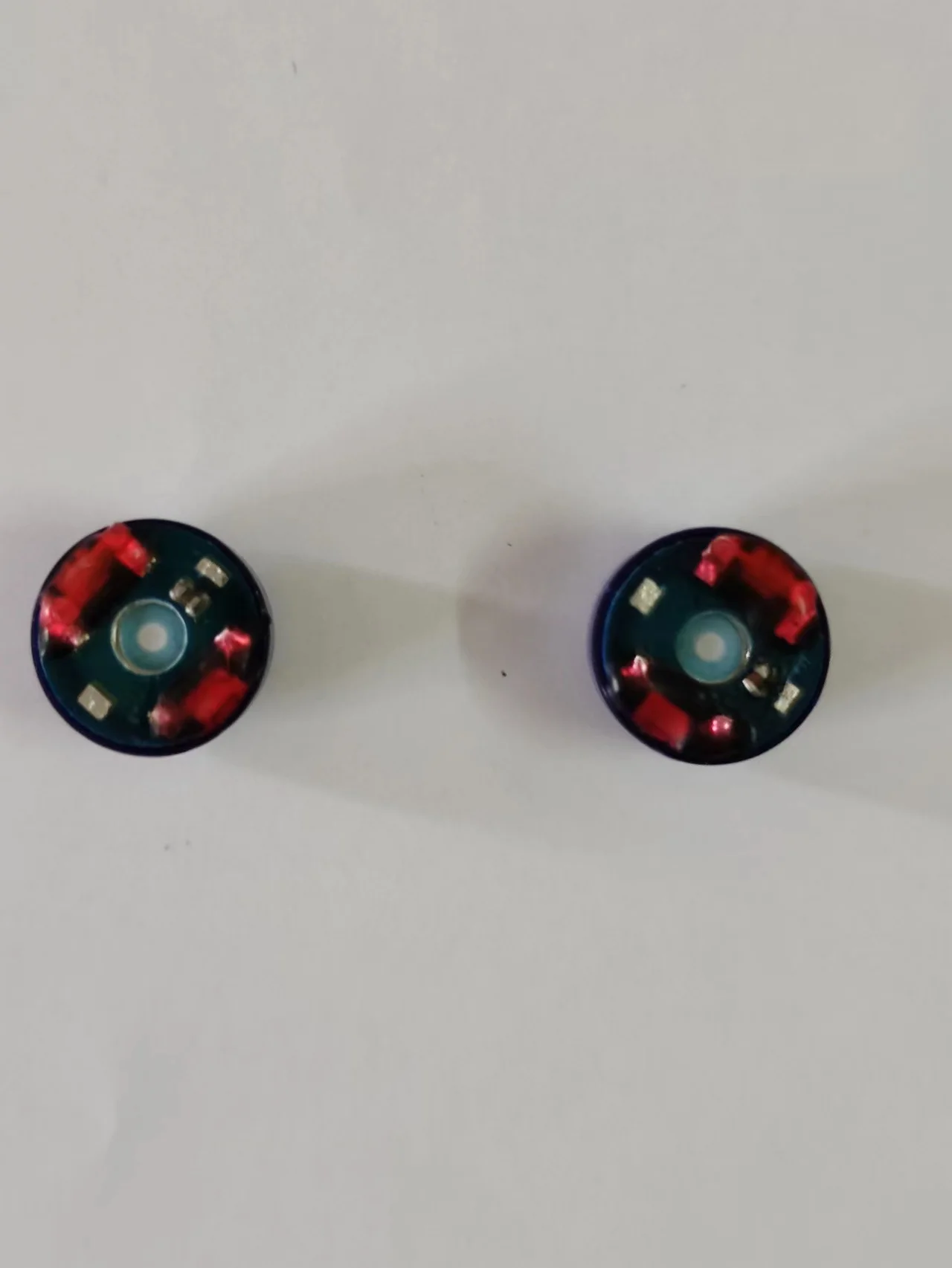 HiFi 10mm ลำโพงหูฟังชนิดใส่ในหู Unit16ohm ชุดหูฟังไดร์เวอร์อิเล็กโทรดแบบคงที่ + ไดนามิกกราฟีนไดอะแฟรมไดนามิกไดอะแฟรมของมาใหม่นีโอดิเมียม