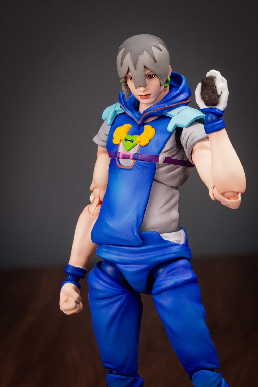 

Original in Stock Jump Shop, Medicos Entertainment Jojo No Kimyou Na Bouken Jodio Joestar Anime Figure Action Figure Model