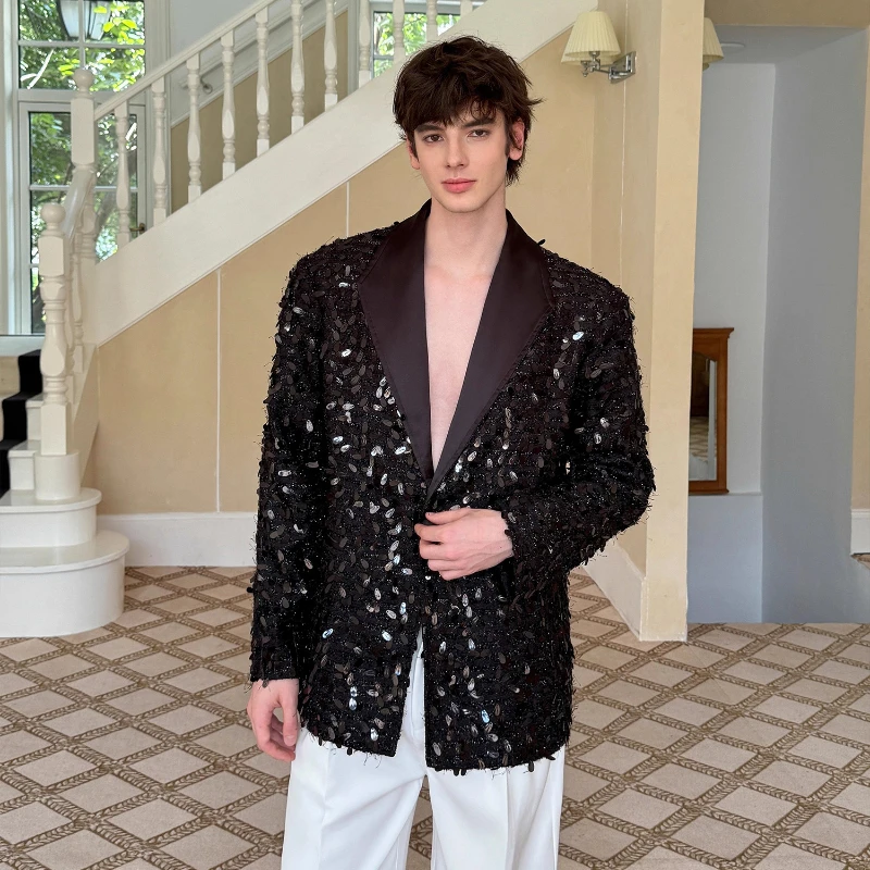 เสื้อเบลเซอร์ผู้ชายประดับเลื่อมหรูหรา รุ่นใหม่ประจำฤดูใบไม้ร่วงปี 2025 แขนยาว แฟชั่นทันสมัย แจ็คเก็ตสูทระยิบระยับ ทรงหล่อ เสื้อโค้ทตัดเย็บอย่างดี