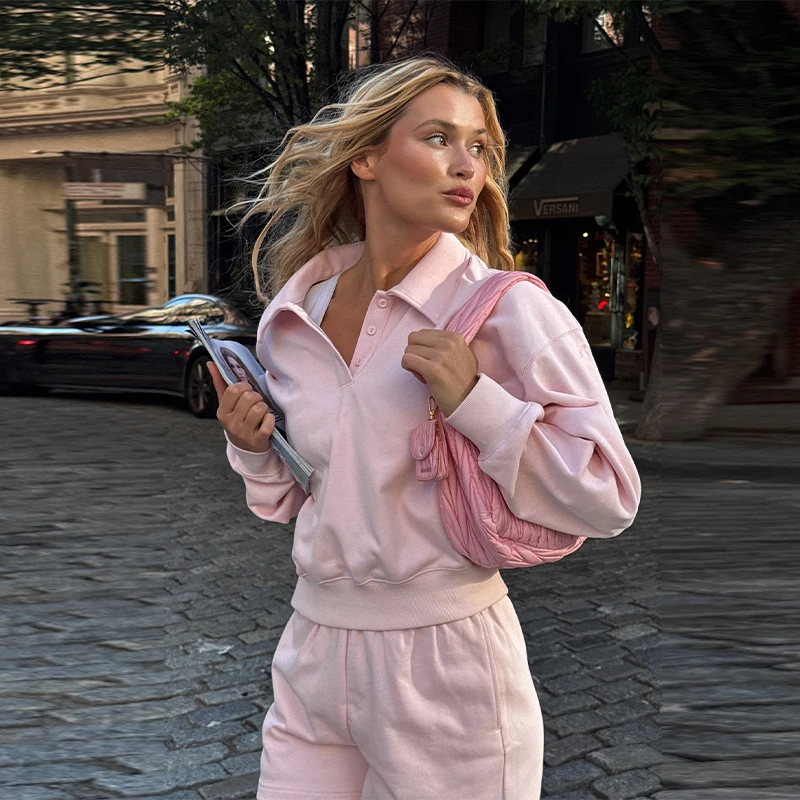 

Женский розовый спортивный комплект из двух предметов, свободные брюки с длинным рукавом и воротником-поло с высокой талией, осень-зима 202, женская повседневная удобная верхняя одежда