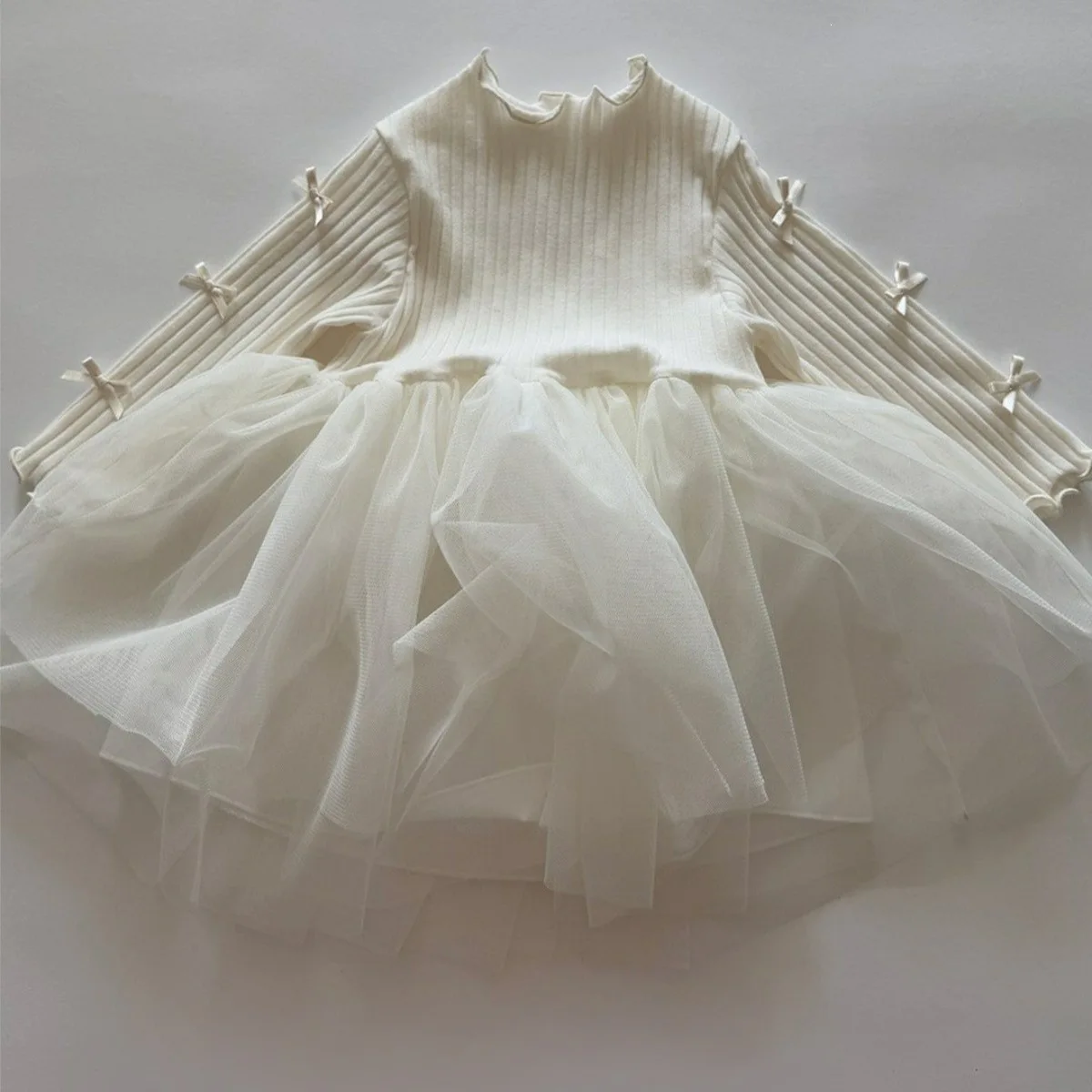 Girls' Mesh Dance Dress Autumn Bow Long Sleeved Dress for Baby Girls Sweet Mushroom Rolled Edge Princess Dress