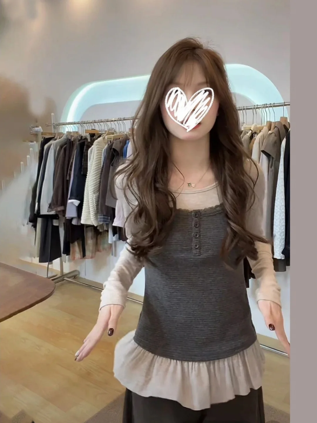 Korean Style Long Sleeve T-Shirt Women's Gentle Splicing Lace Hemline Fake Two-Piece Soft And Beautiful Top for Autumn