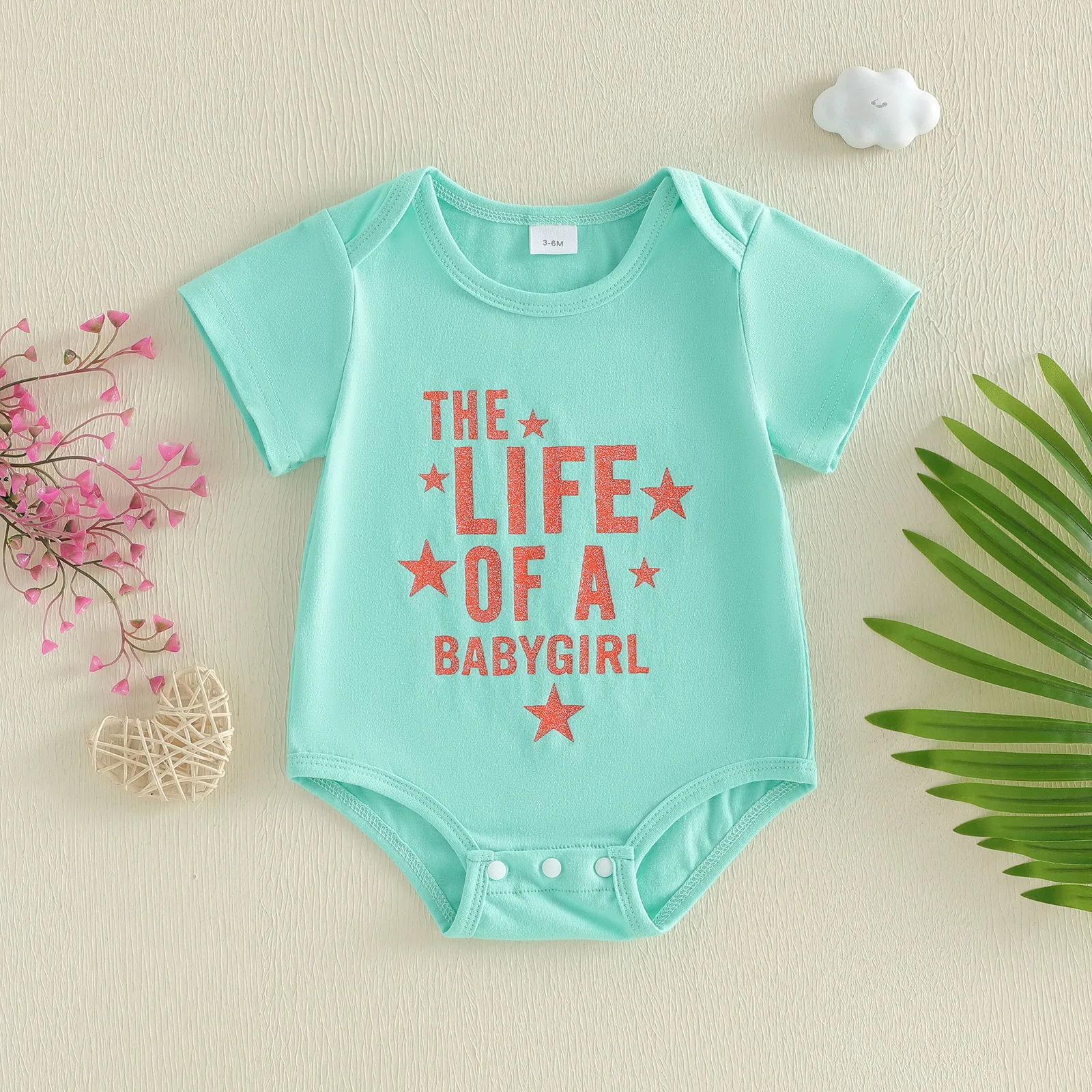 Sommer-Strampler für Babys, Mädchen, Rundhalsausschnitt, kurzärmelig, glitzernder Buchstabendruck, süßer Overall