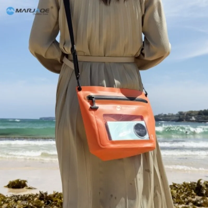 Outdoor travel shoulder bag with touchscreen, airtight design, suitable for water activities, waterproof phone pouch for the