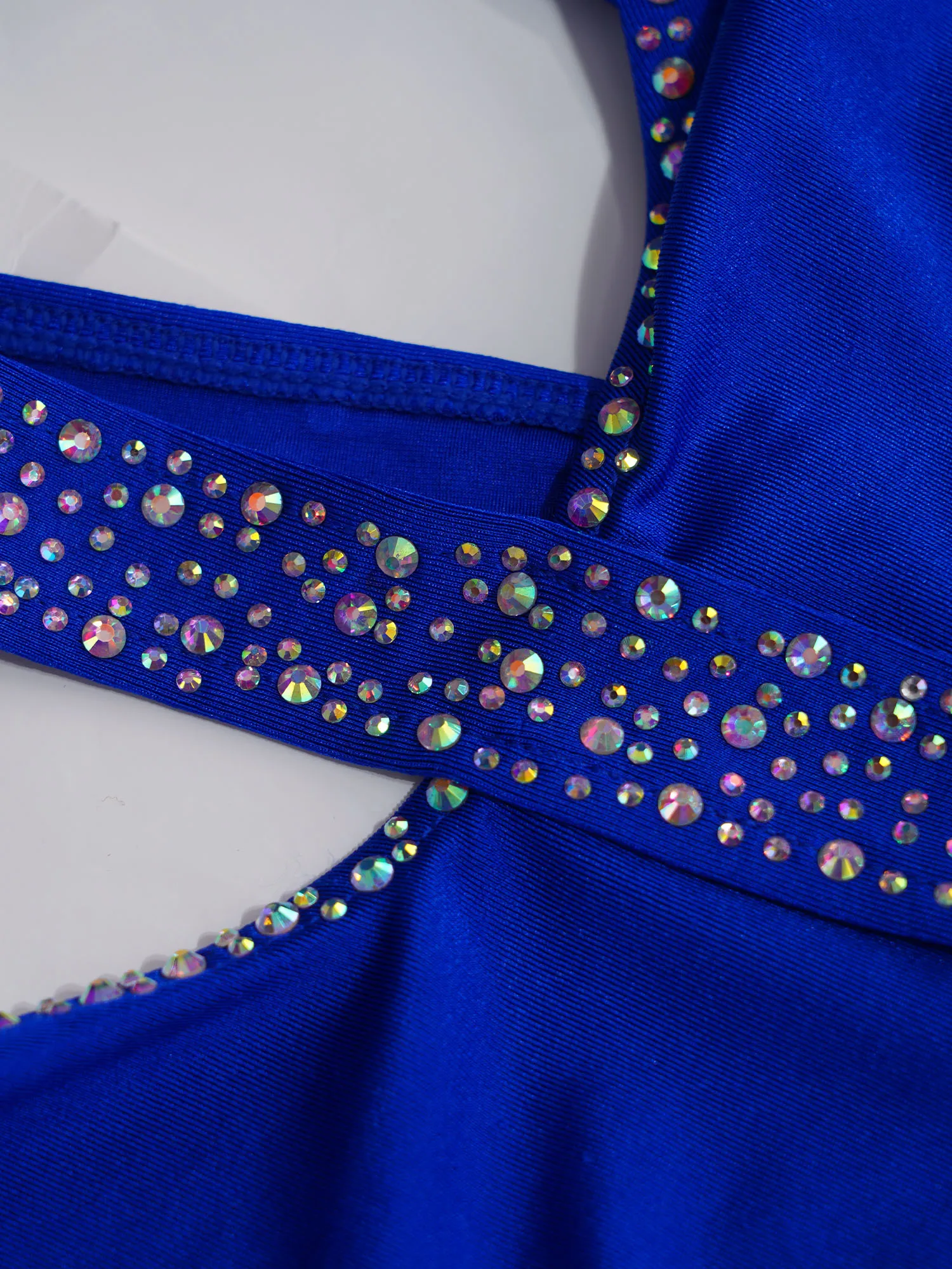 

Kids Girls Feather Skirted Leotards Latin Jazz Rumba Samba Dress Dance Figure Skating Gymnastics Costume Halter Bodice Dancewear