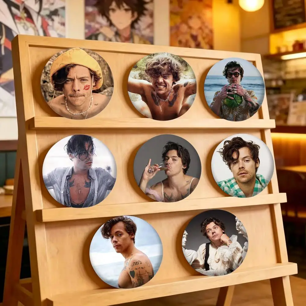 Pop Singer H-Harry Styles 25mm 32mm 44mm 58mm 75mm Brooches Badges Pins for Accessories Gift