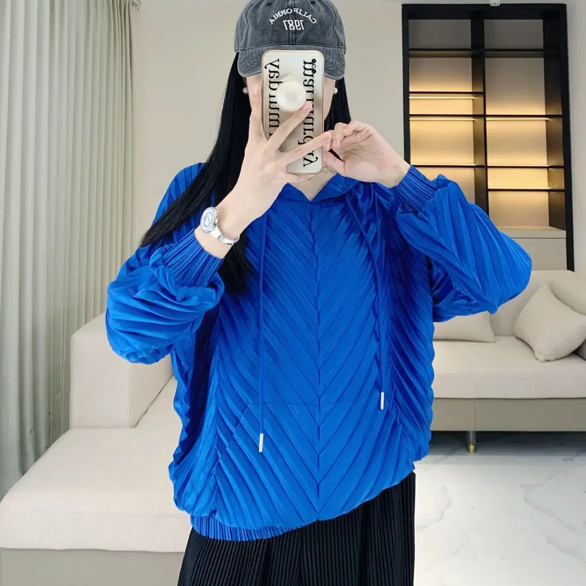 Pleats Pleated Sweatshirt Hoodie 2024 Fall New Commuter Tops Fashionable Versatile Loose Thin Sports Wind Hooded Casual Jacket