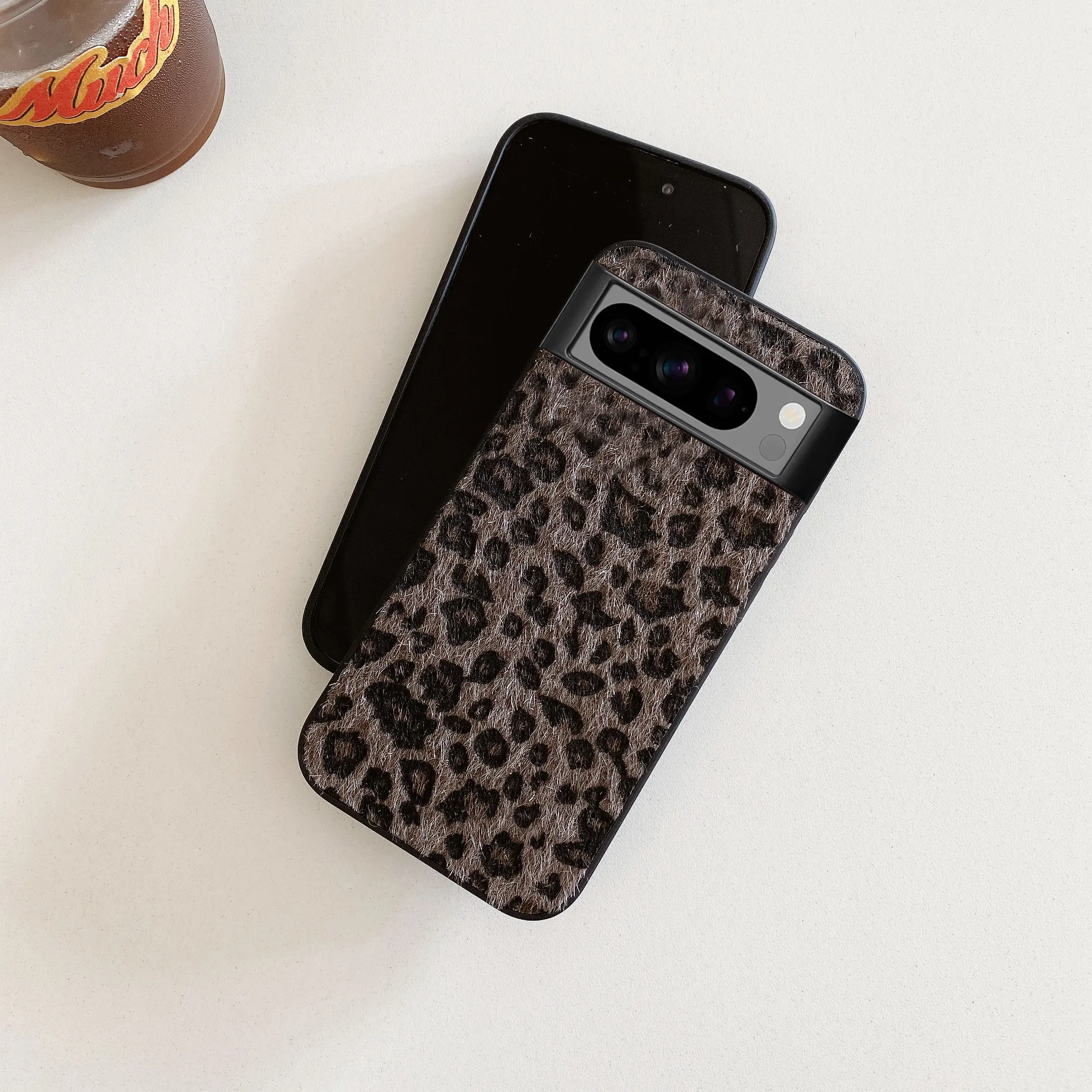 Fashion Retro Leopard Print Plush Textured Phone Case for Google Pixel 10 9 Pro XL 6Pro 7Pro 8Pro 7A 8A 9A 6A Protective Cover