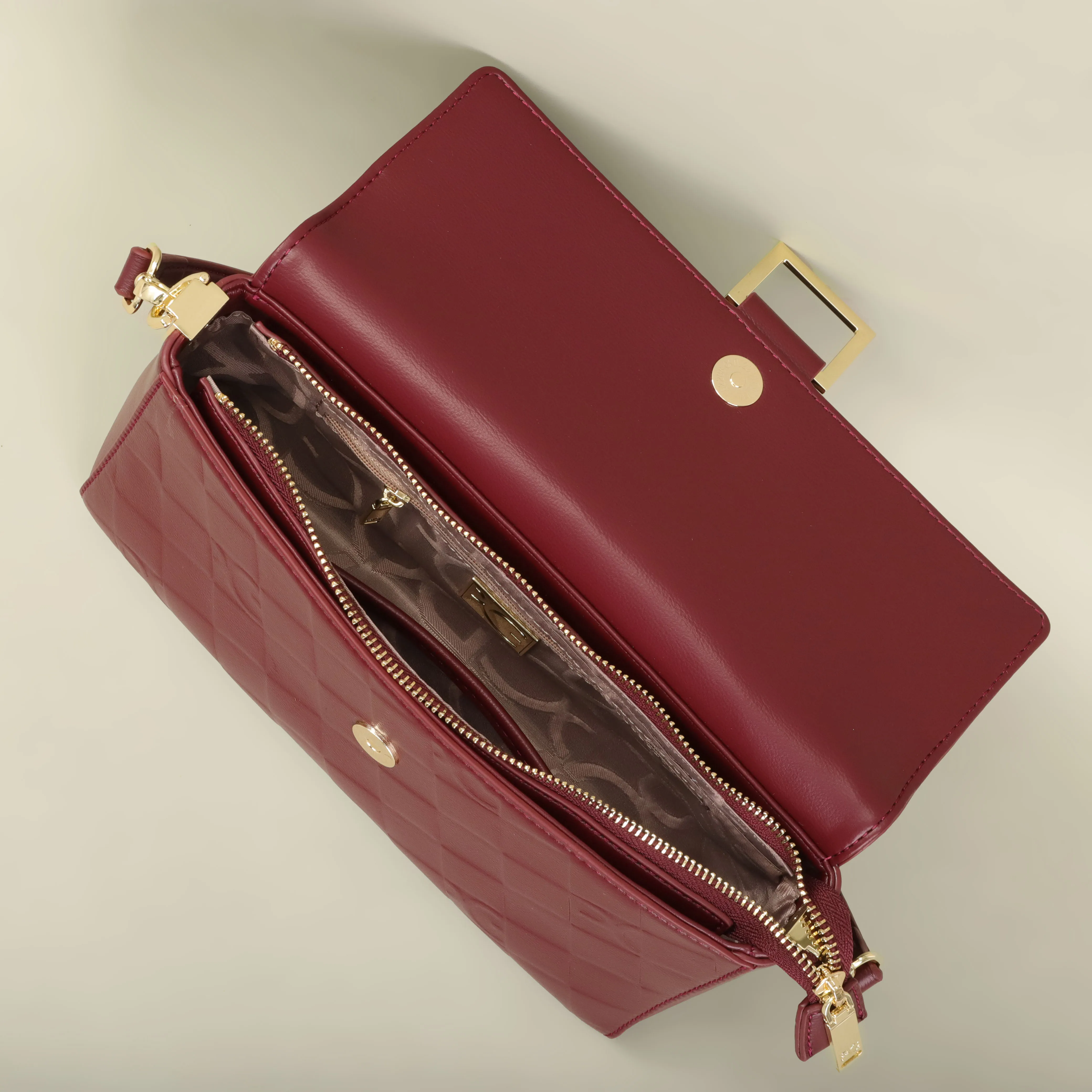 PG Exquisite Luxury Brand Fashion Design Handbag Classic Solid NEW Design 2025 Shoulder Bag Letter Embossed Ladies Party Bag image 6