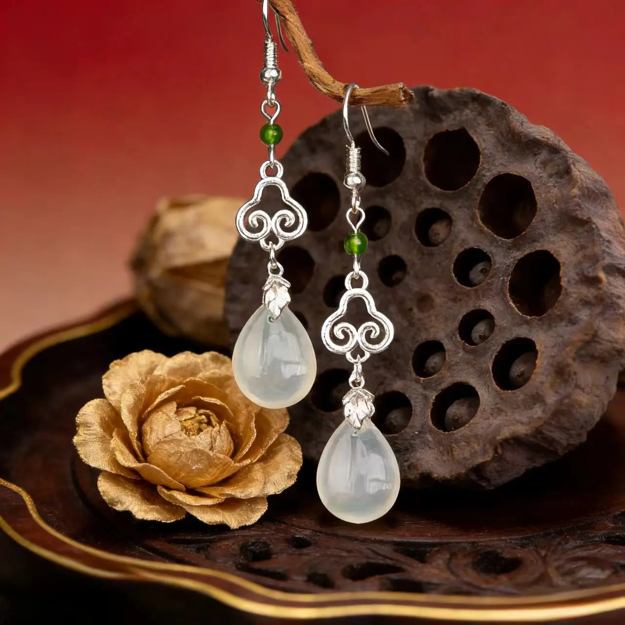 New Chinese-style small and exquisite qipao earrings, peace buckle tassel earrings for women, Tightening Curse, Chinese-style te