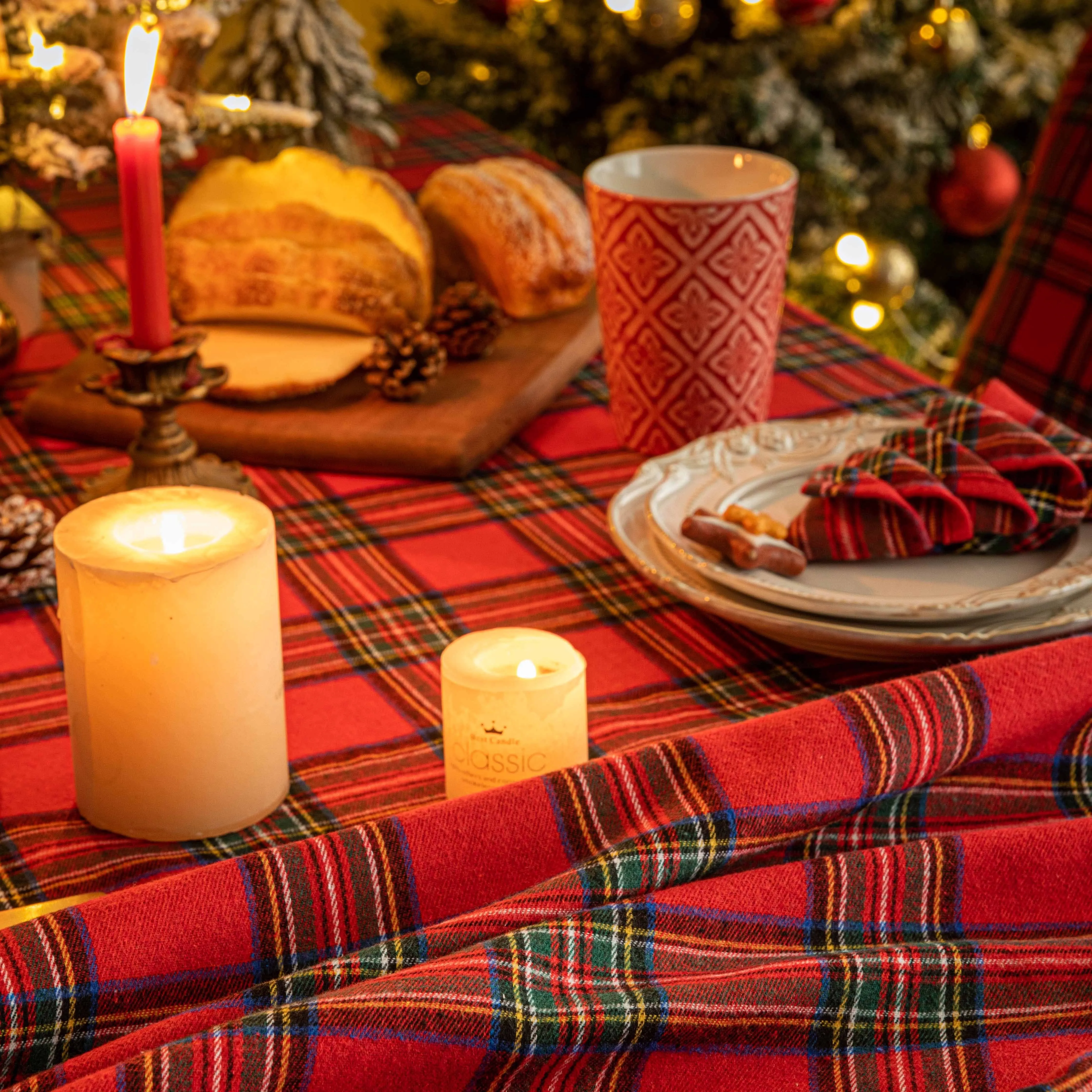 Handmade Red & Green Checkered Christmas Tablecloth - Square Table Cover with Festive Holiday Pattern, Durable Fabric Dining Table Decorations, Fits for round/oval tables (Compatible with Standard Tables), Christmas Decor