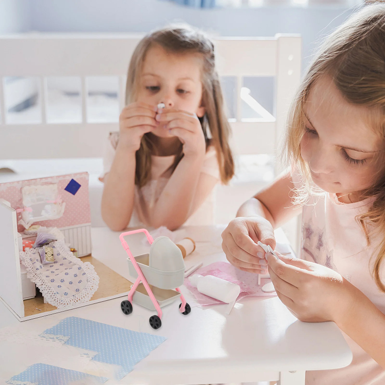 

High Simulation 1:12 Miniature Baby Stroller for Kids Play Party Games Dollhouse Decoration Accessories Play Stroller