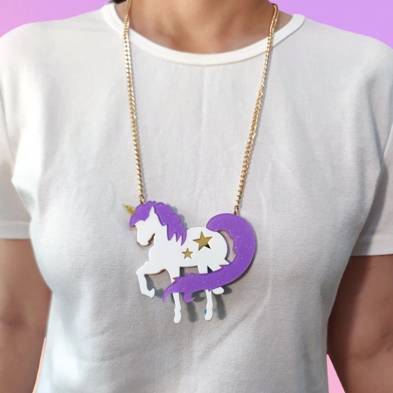

KUGUYS Acrylic Horse Pendant Necklaces Jewelry for Women Fashion Gold Color Chain Hyperbole Accessories