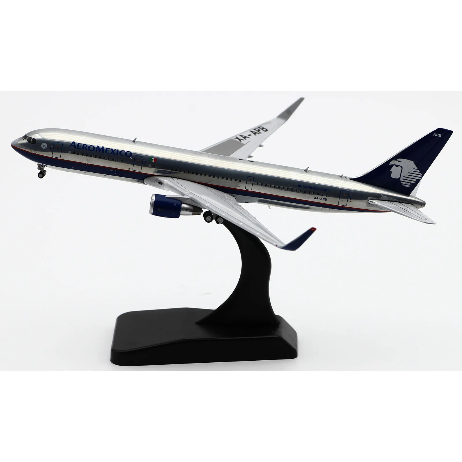 XX40024 Alloy Collectible Plane Gift JC Wings 1:400 Aeromexico Airlines Winglets Boeing 767-300ER Diecast Aircraft Model XA-APB