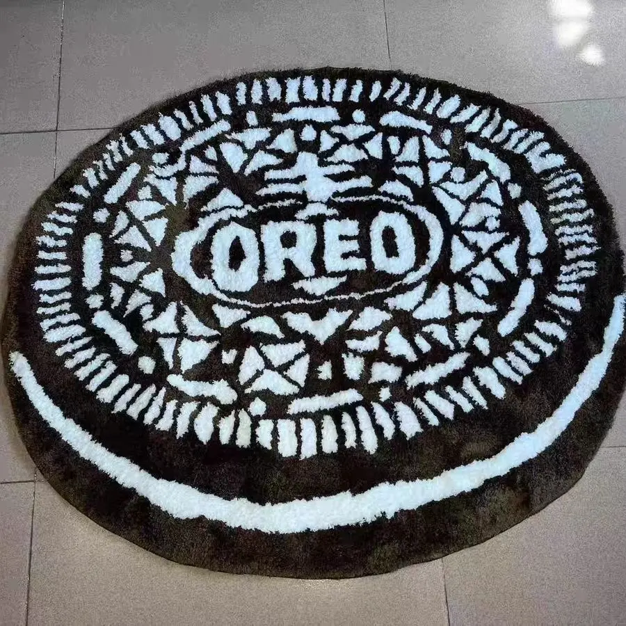 Round Chocolate Coo…