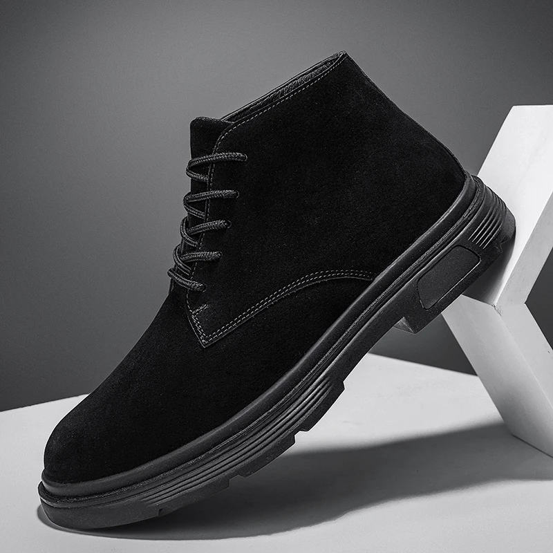 Men Fashion Work Shoes Yellow Boots Luxury Brand Daily Casual Mens Motorcycle Boots High Ankle Boots Walking Shoes Leather Men