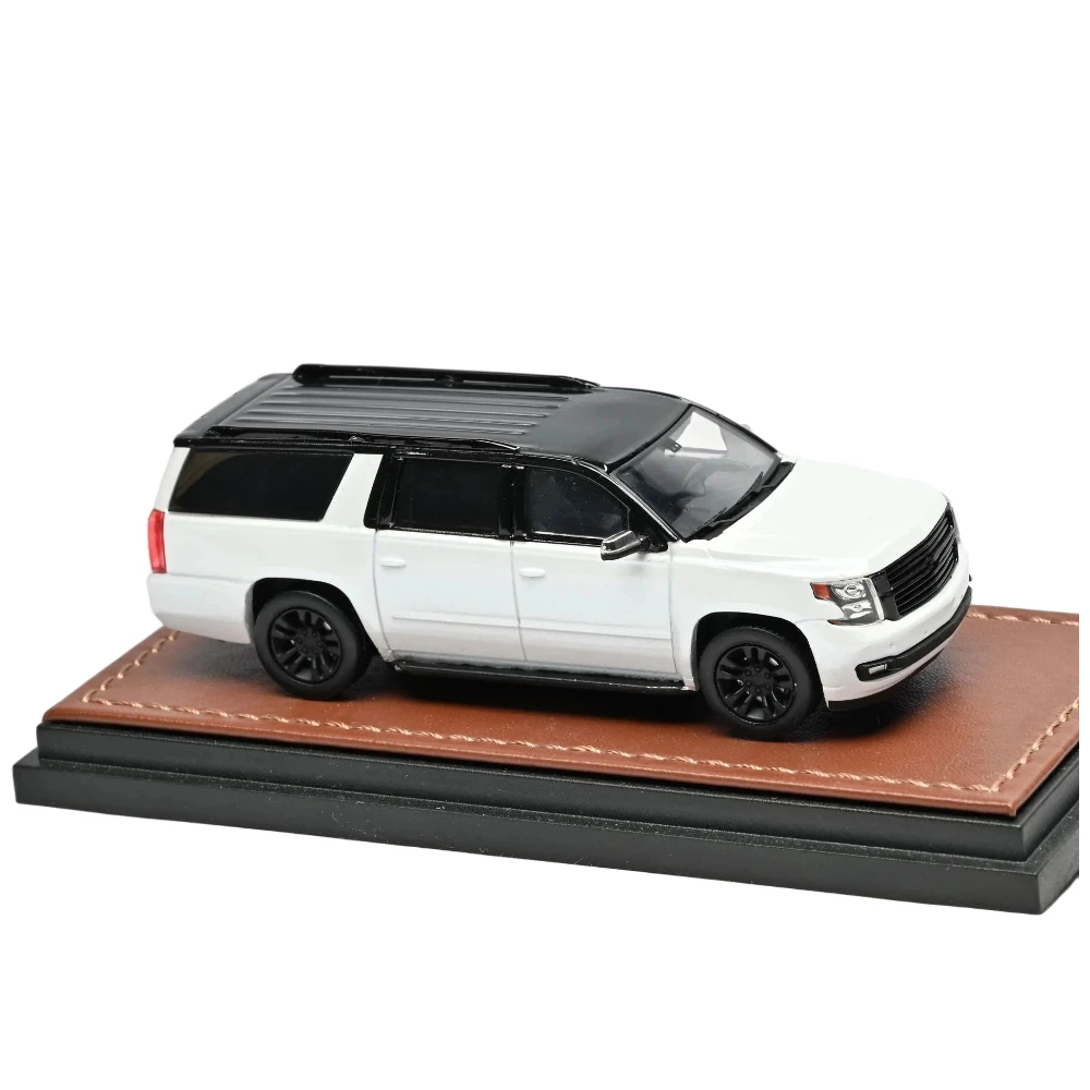 IN STOCK GOC 1/64 for 2015 Suburban Full Sized SUV Customized Ver. Diecast Model Car Limited Collection