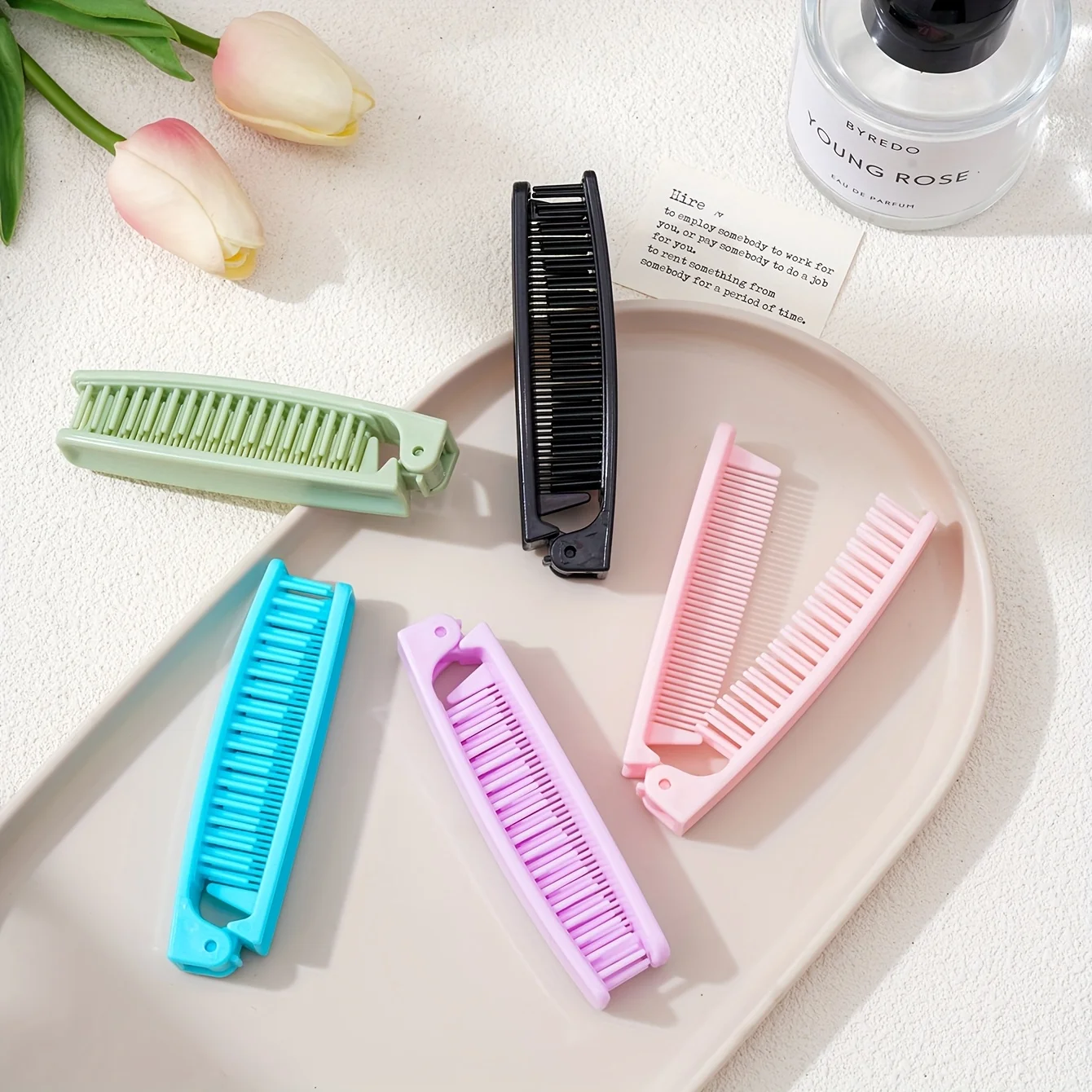 

5-piece pack Portable Travel Foldable Comb, Mini Pocket Double-Headed Comb, suitable for travel and family use, suitable for all hairstyles
