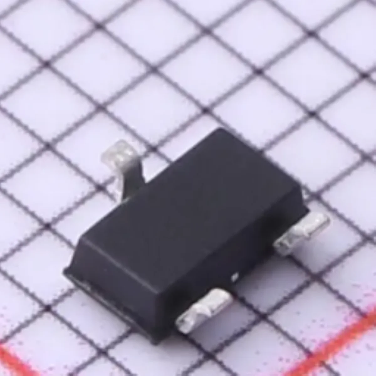 AO3415C Marking LR LR** LRGL SOT-23 TO-236 Original Insulated Gate Field Effect Tube 1 P-Channel 20V 4.5A 1.3W 40mΩ@4.5V MOSFET